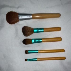 Eco Tools Makeup Brush Five Piece Set Powder Blush Foundation Shadow Lip